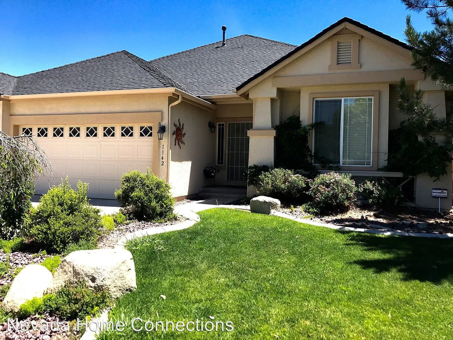 1142 Dortmunder Dr photo 1