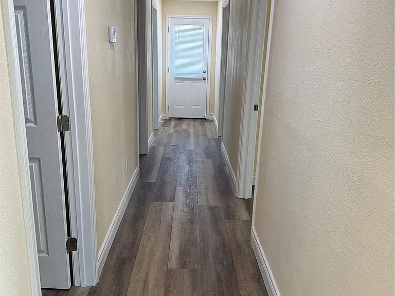 2623 Morning Glory Dr — Photo 3