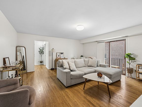 4th image of 2740 N 74th Ct APT 2E
