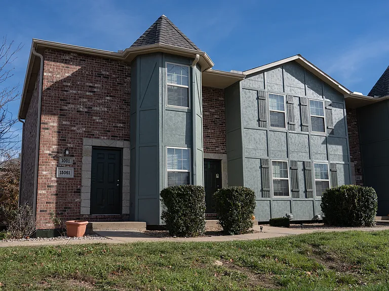 Windsor Townhomes — Photo 10