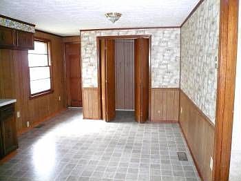 5th image of 231 7th Ave