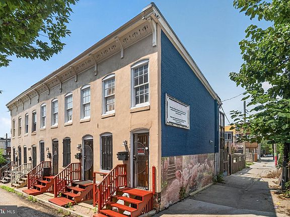 3rd image of 504 Callender St