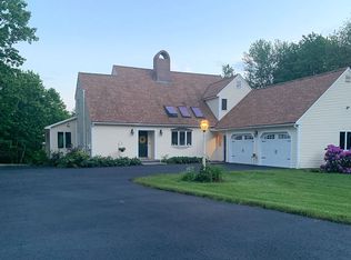 6 Wilkins Rd, Amherst, NH 03031