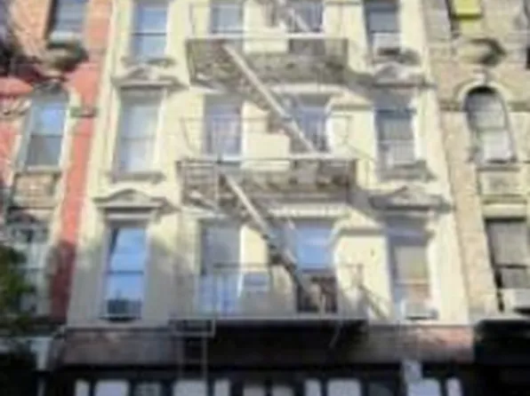 221 Mott Street