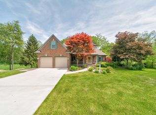 401 Tortoise Dr, Howell, MI 48843