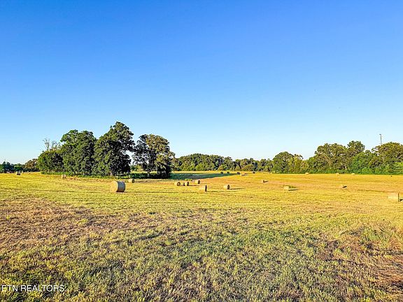 2nd image of LOT Eighteen Summerset Dr