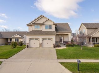 5319 Celtic Ct, Cedar Falls, IA 50613