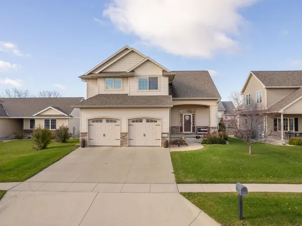 5319 Celtic Ct, Cedar Falls, IA 50613
