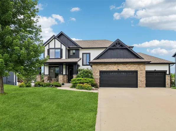 16781 Verona Hills Dr, Clive, IA 50325