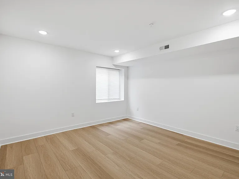 2503 N 12th St #1 — Photo 16