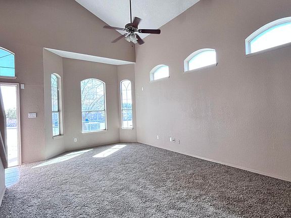 3rd image of 12377 Tierra Arena Dr
