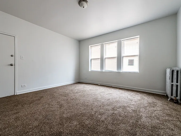 5125 W Madison — Photo 8