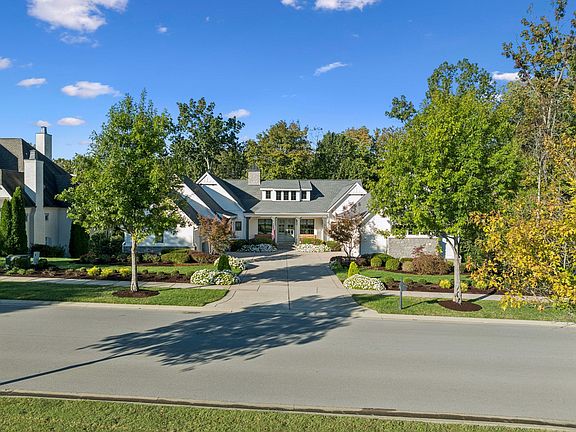 2nd image of 8463 Heirloom Blvd