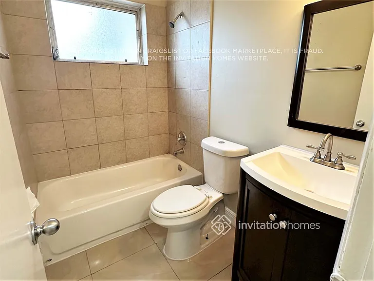 5560 SW 7th Ct — Photo 16