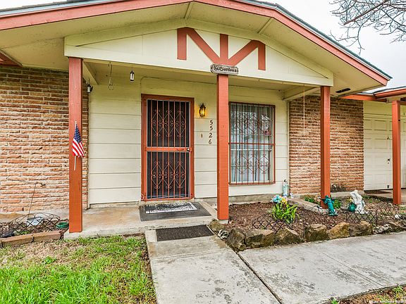 3rd image of 5526 PRAIRIE FLOWER DR