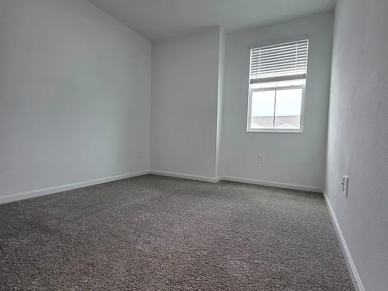 7732 Stone Creek Trl — Photo 17