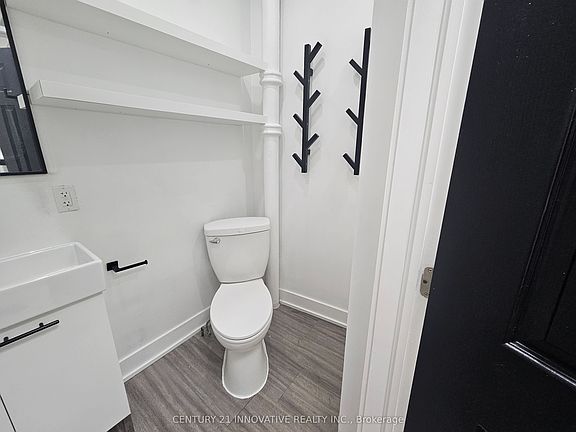 5th image of 75 Main St N #101