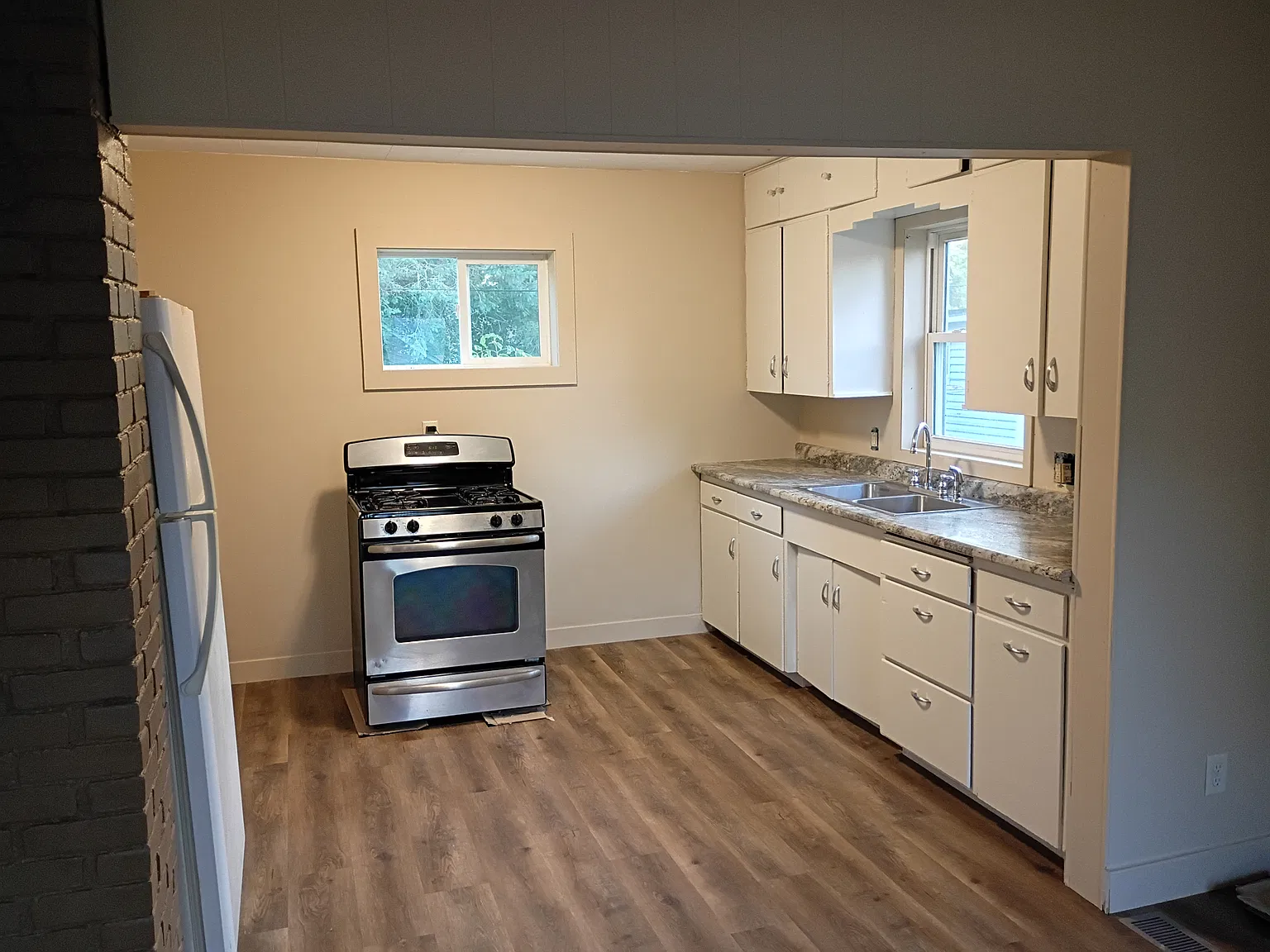 1 bed, 530 sqft, $1,050 — Photo 1