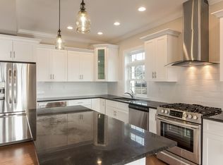 80 Surf Ave, Milford, CT 06460