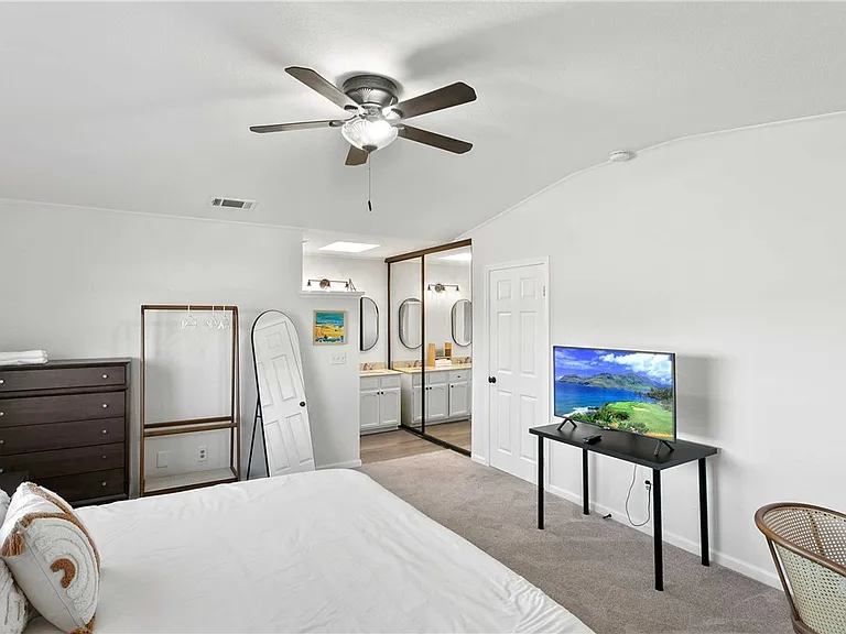 11022 Alonda Ct — Photo 14