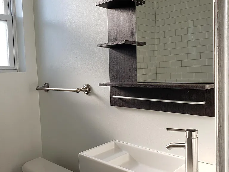 2208 S 15th St #3 — Photo 11