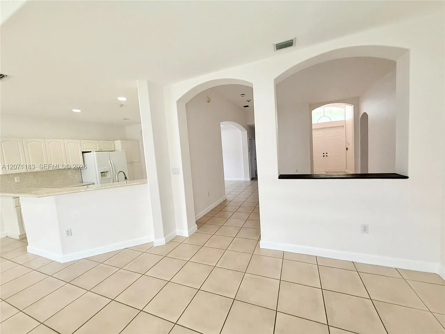 Grand Lakes Phase Ii — Photo 4