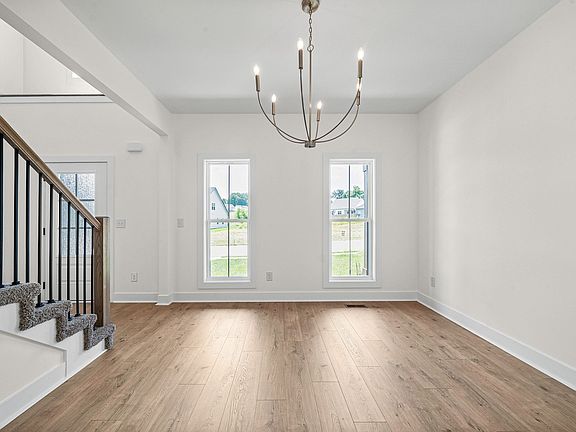 5th image of 3012 Timberdale Dr