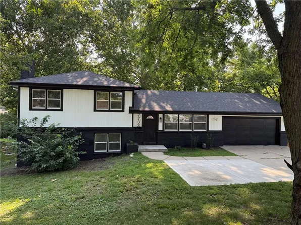 7733 Mission Rd, Prairie Village, KS 66208