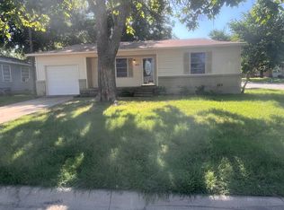 1815 Mercedes Rd, Denton, TX 76205