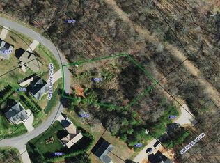 1732 Pipers Ridge Cir NW, Conover, NC 28613