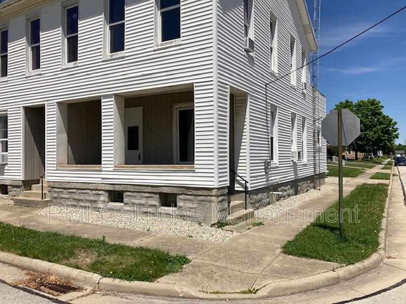 1st image of 106 W 1st St