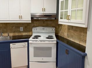 32 Winchester St APT 1, Brookline, MA 02446