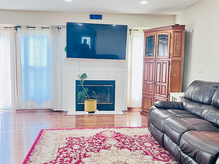 4576 N Sapphire Dr — Photo 6