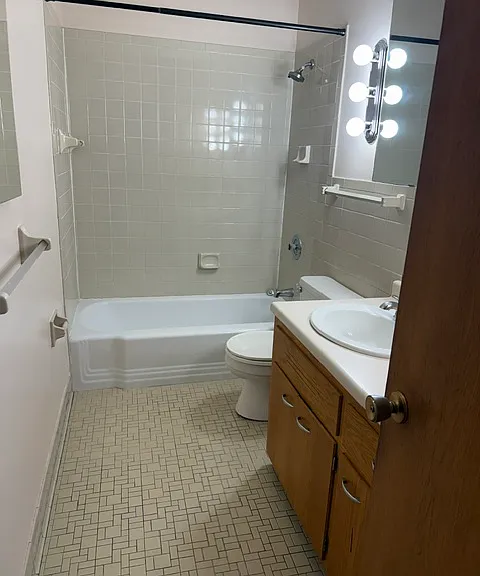 3312 Pillsbury Ave S #300 — Photo 14