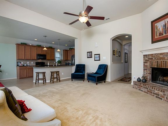 4th image of 328 Turnstone Dr
