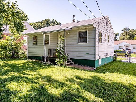 2nd image of 9535 Muriel Ave