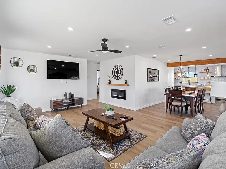64654 Sun Mesa Rd — Photo 4