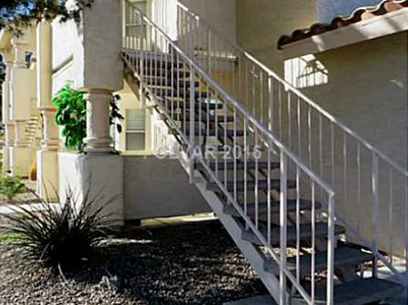 901 Red Boulder Dr APT 201, Las Vegas, NV 89128
