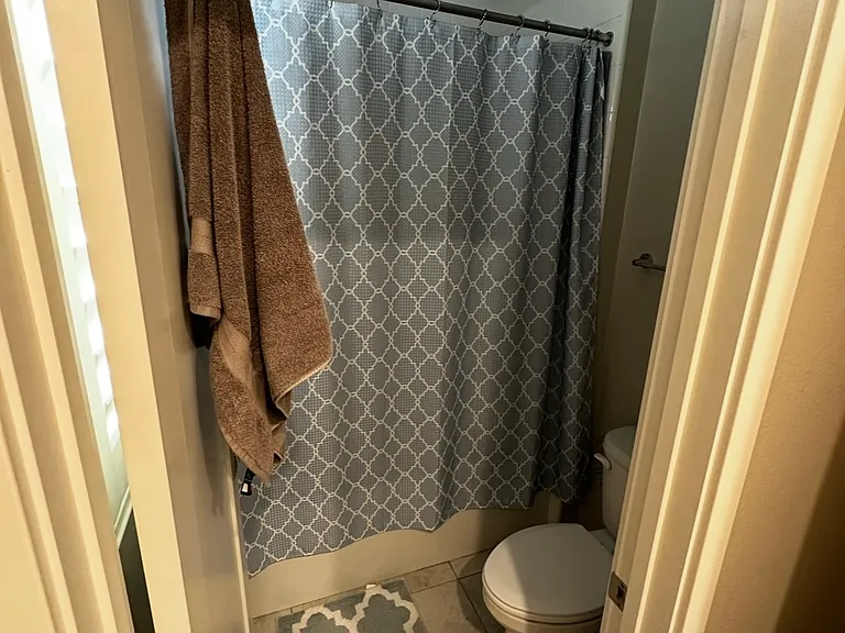 16251 Camden Cir — Photo 15