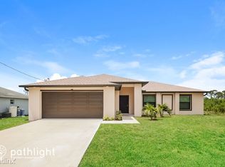 2712 15th St SW, Lehigh Acres, FL 33976