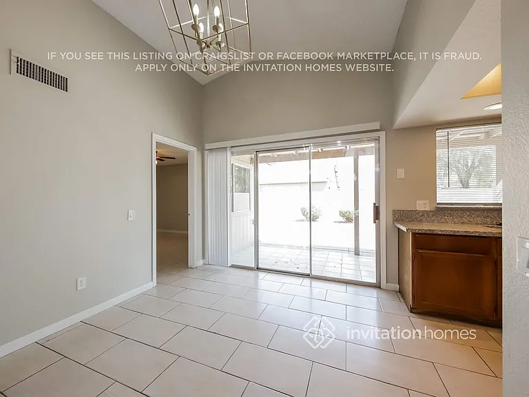 6956 W Northview Ave — Photo 6