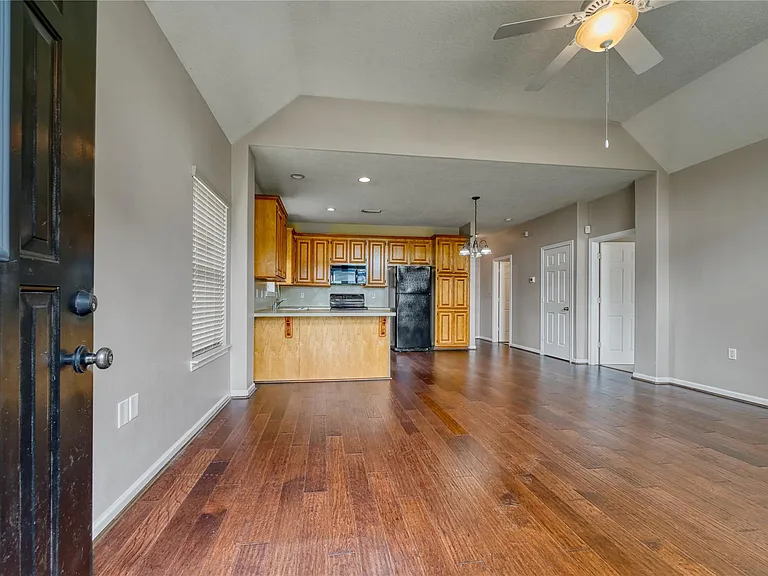 770 Hunt Rd #314 — Photo 6