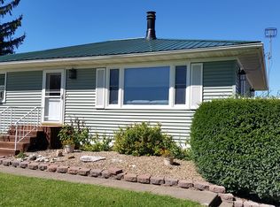 3088 160th St, Riverside, IA 52327