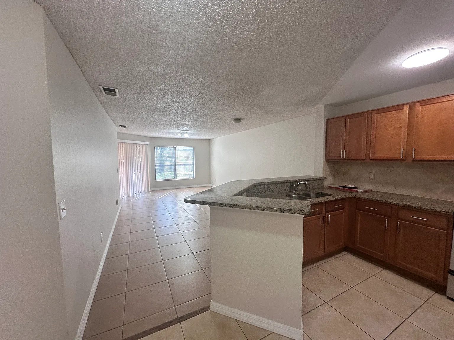 7461 Sugar Bend Dr — Photo 4