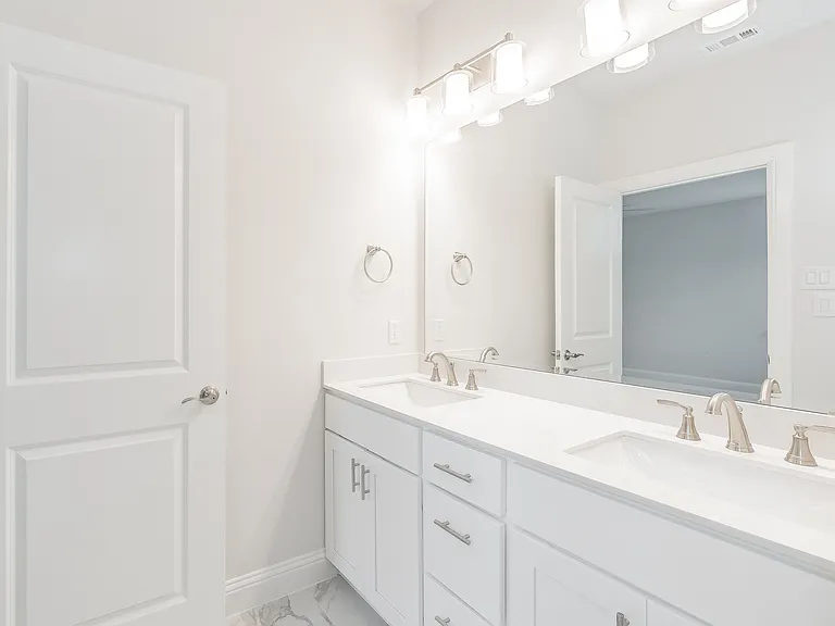 9709 Thorncrown Ln — Photo 18