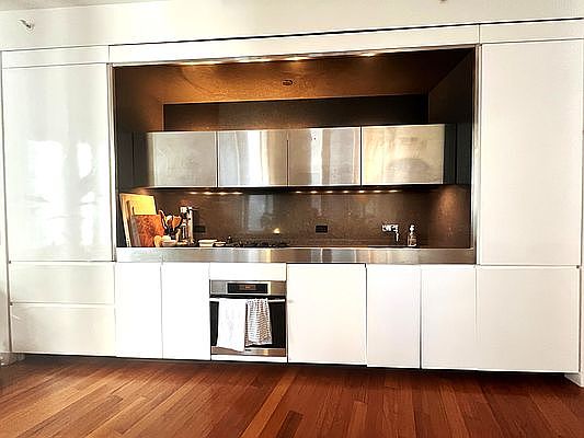 4th image of 15 William St APT 8E