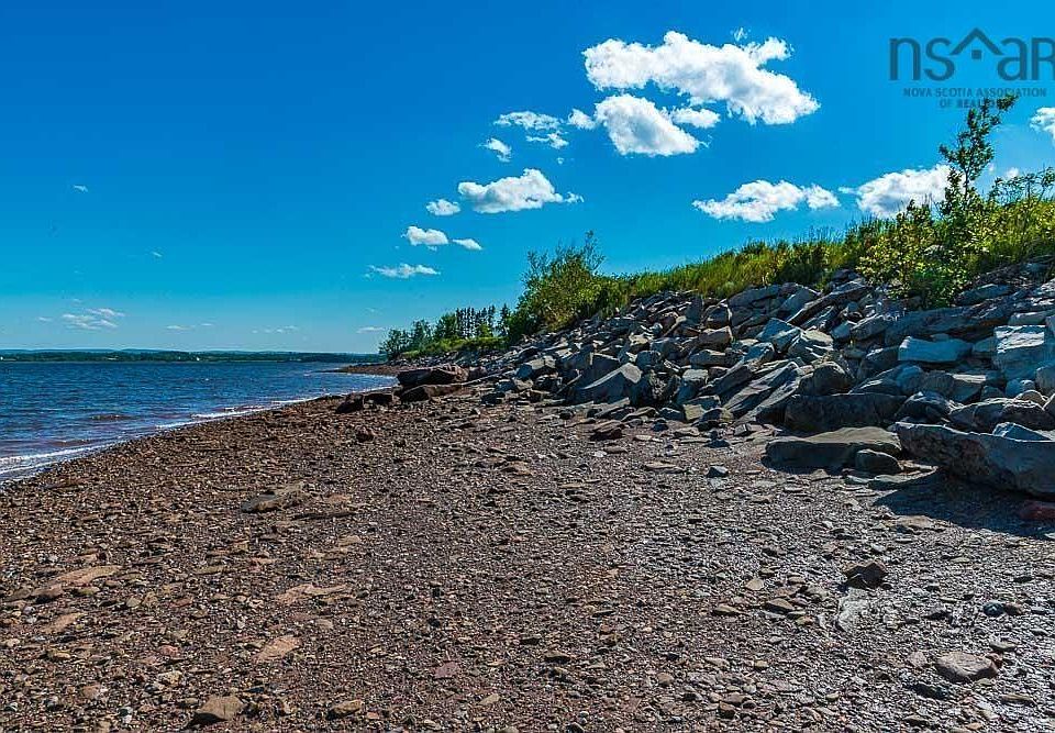1st image of 840 Brule Point Rd