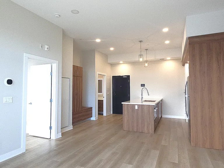 4030 University Ave NW — Photo 67