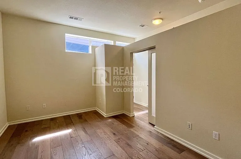 7240 W Custer Ave #411 — Photo 9