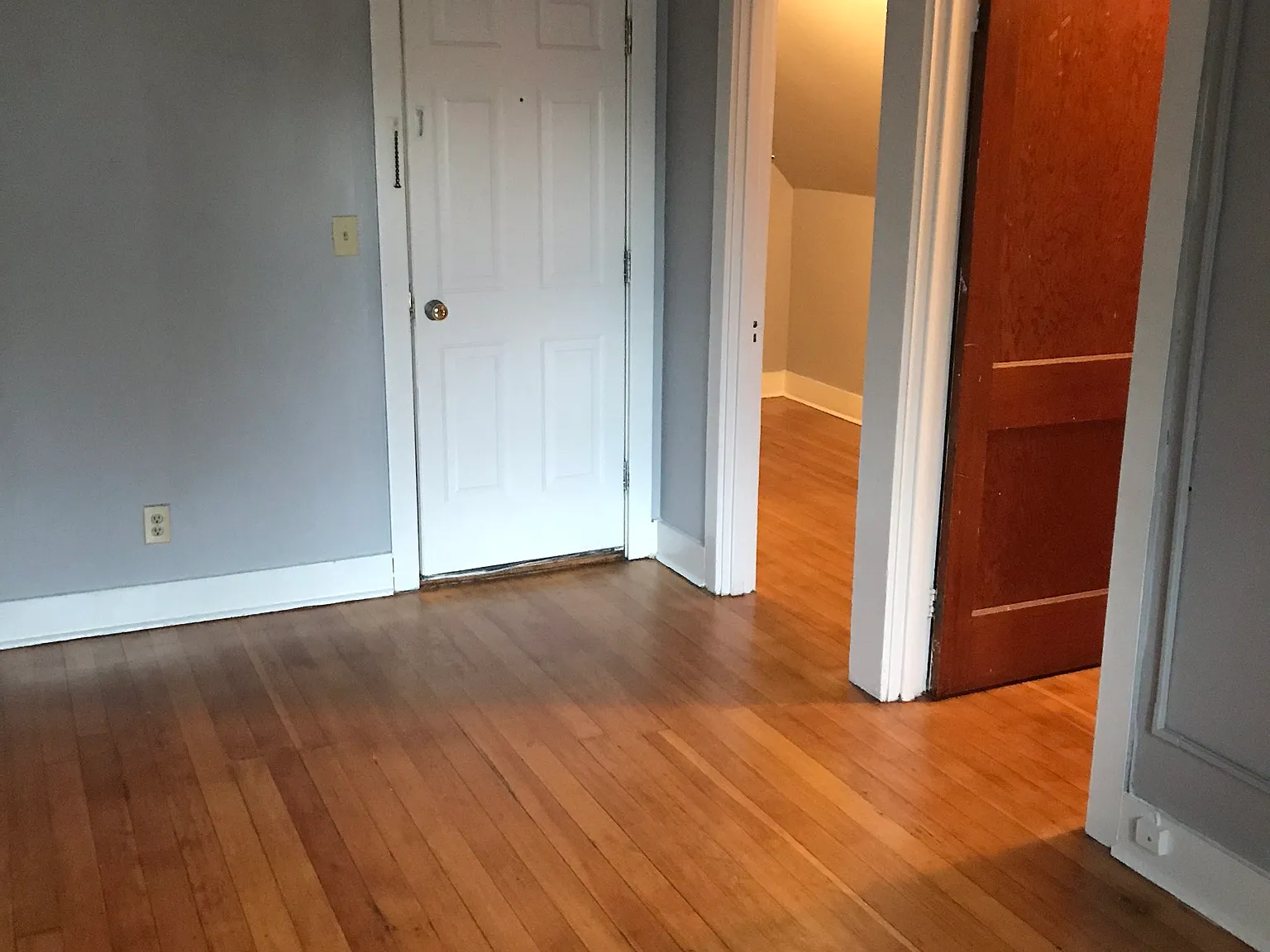 295 Maple Street - 5 — Photo 2